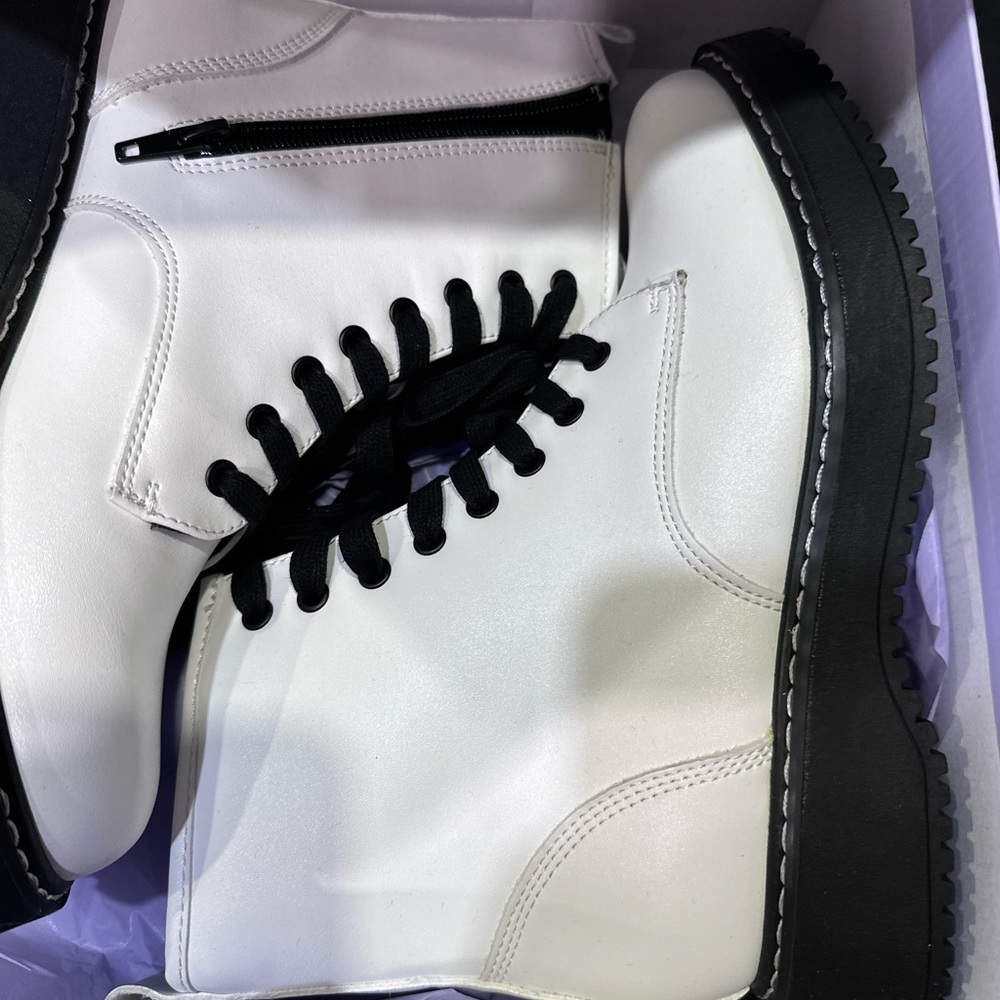 White size 7